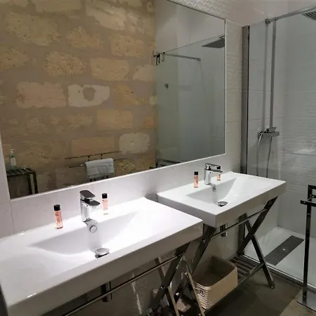 דירה Very Nice Historical Center בורדו